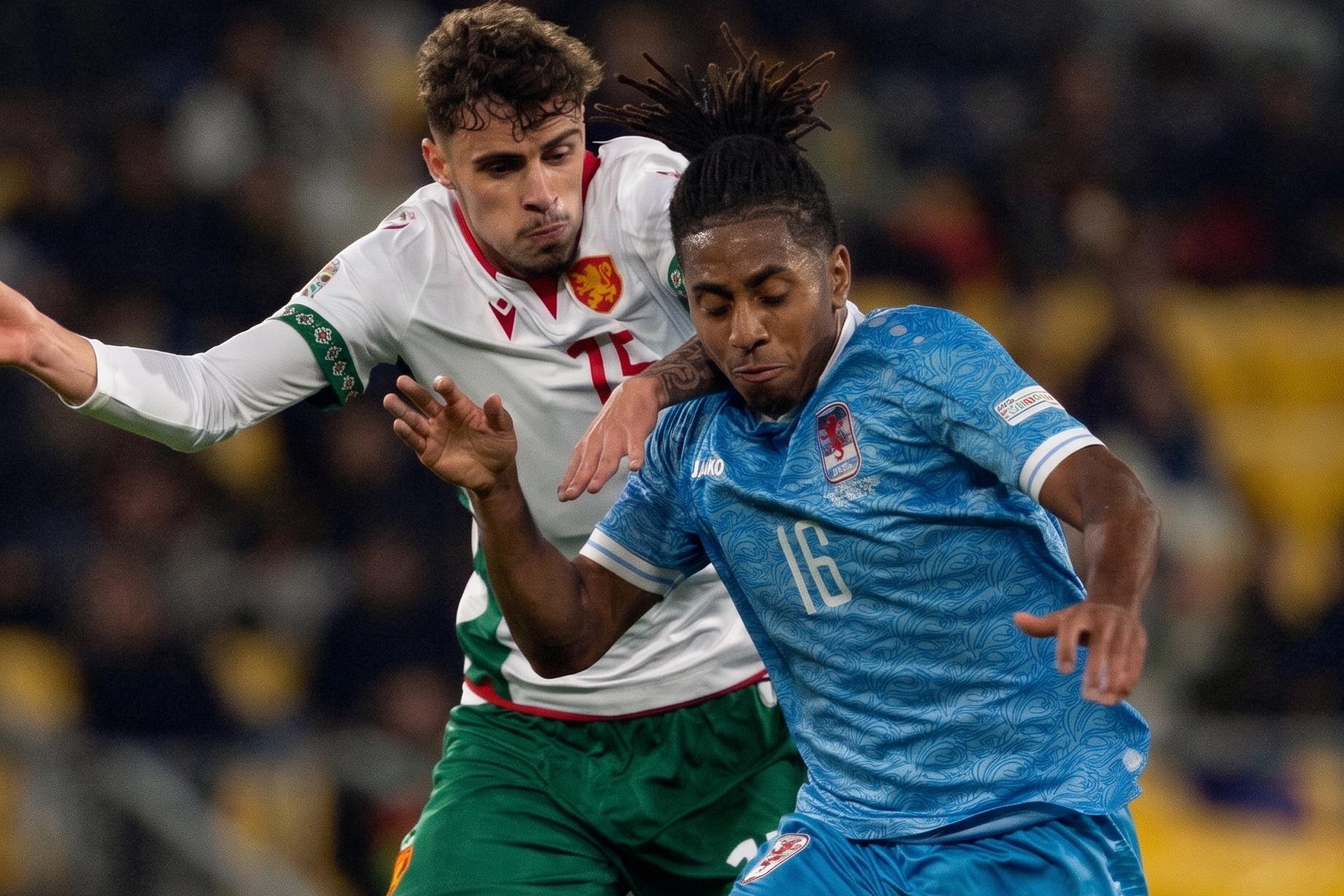 Leandro Barreiro em vantagem sobre Teodor Ivanov, no jogo entre Bulgária e  Luxemburgo — Foto: FLF