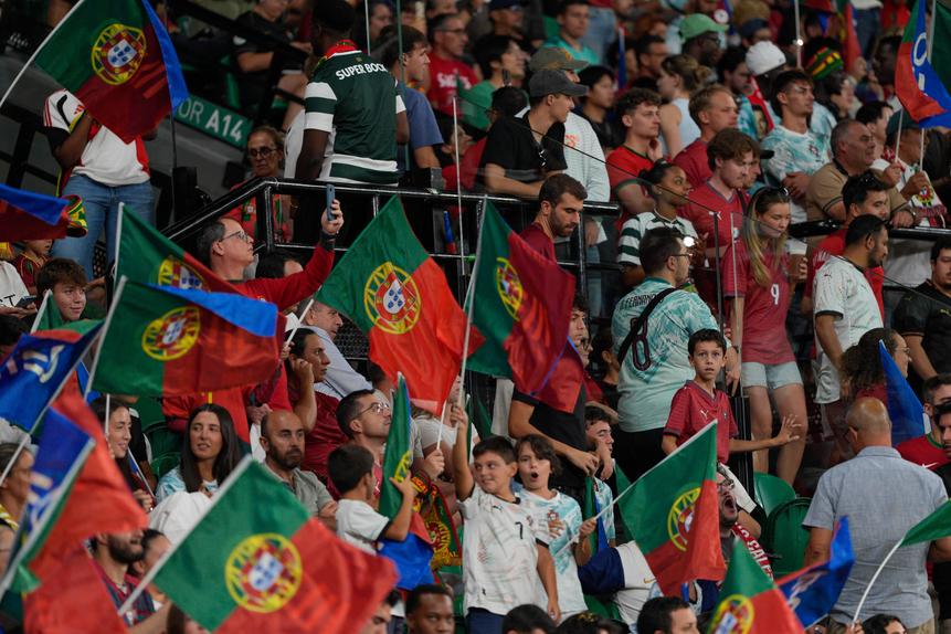Estarão cerca de 600 adeptos portugueses no Ullevaal Stadion - Foto: IMAGO