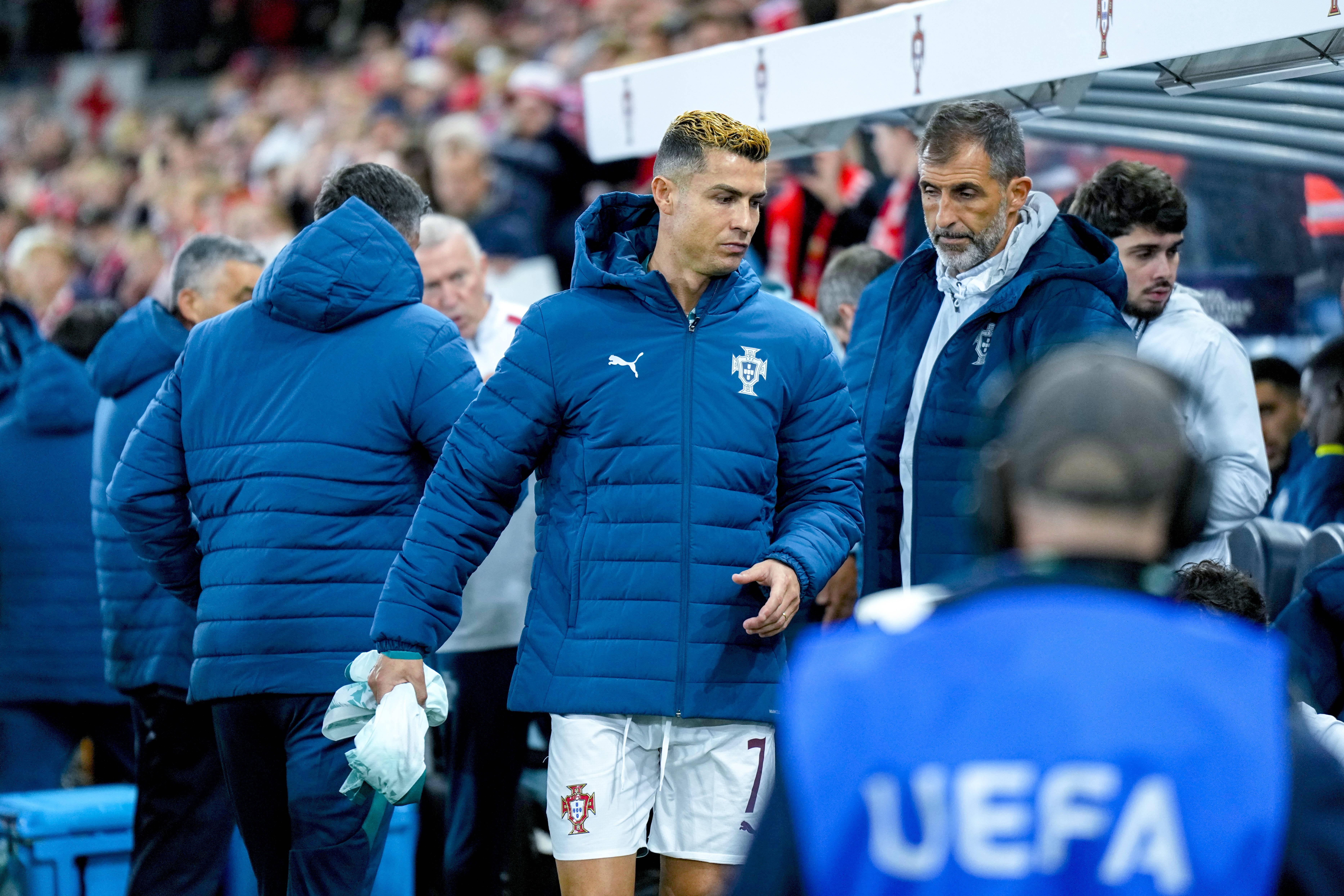 Cristiano Ronaldo, suplente não utilizado no Noruega-Portugal (IMAGO)