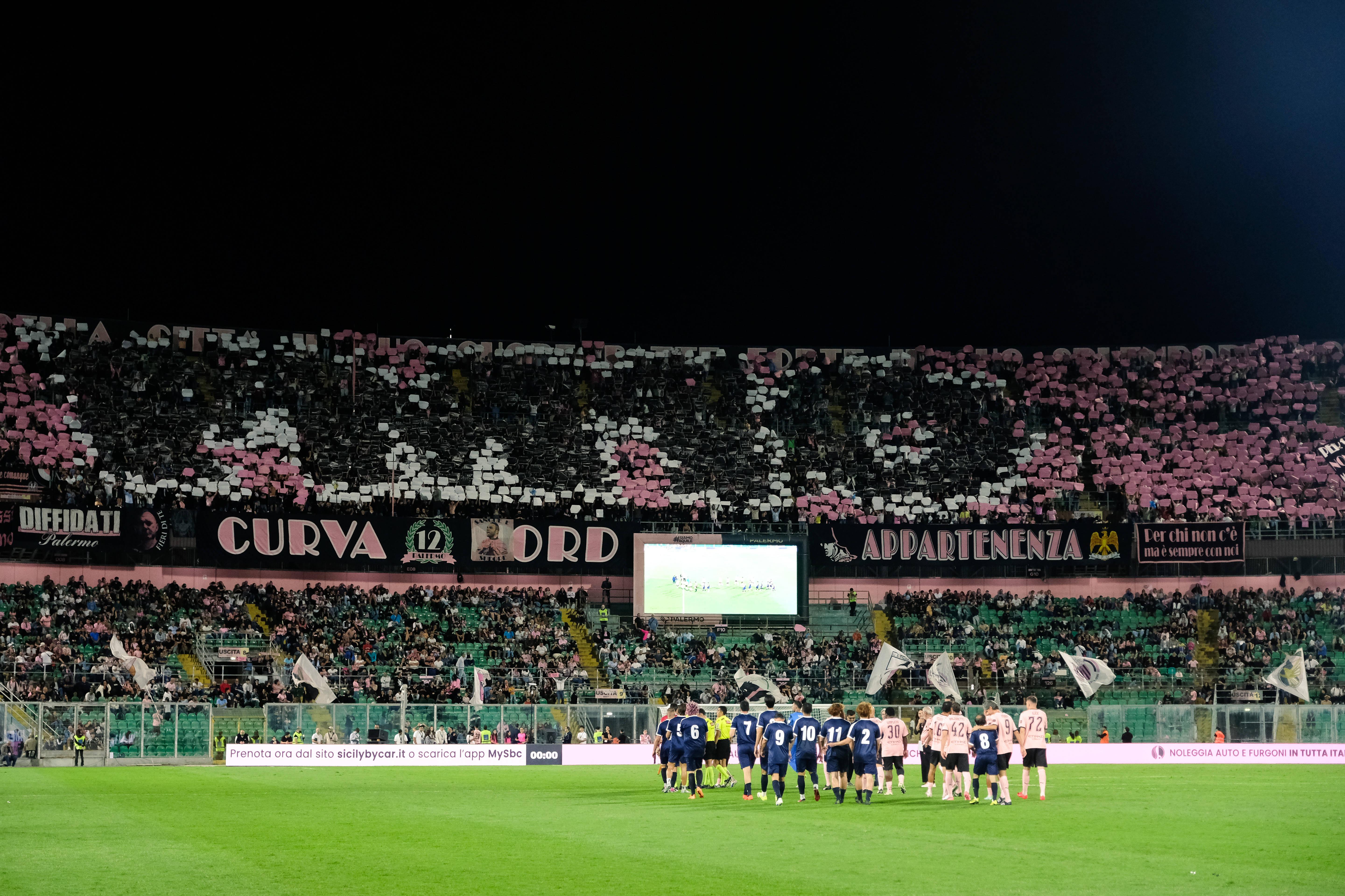 Jogo de homenagem a Miccoli (IMAGO)