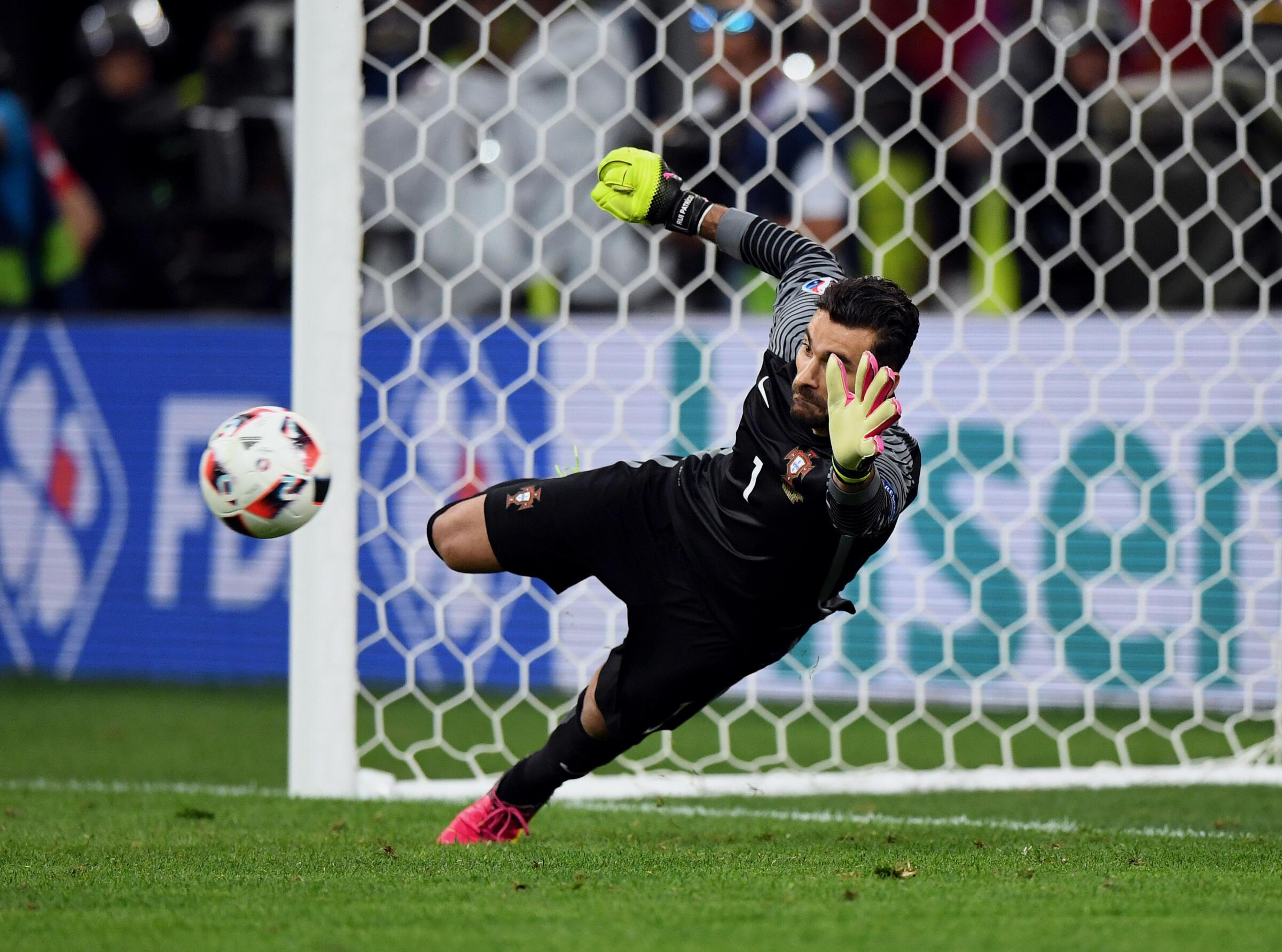 Rui Patrício - 108 jogos. Herói do Euro 2016. Esteve na Seleção desde 2010 até 2024, depois de abrir caminho para Diogo Costa conquistar o seu espaço. Foto: Miguel  Nunes
