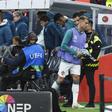 O momento em que, logo após o apito final, Ronaldo abandona o relvado rumo aos balneários - Foto: EPA/PAULO NOVAIS