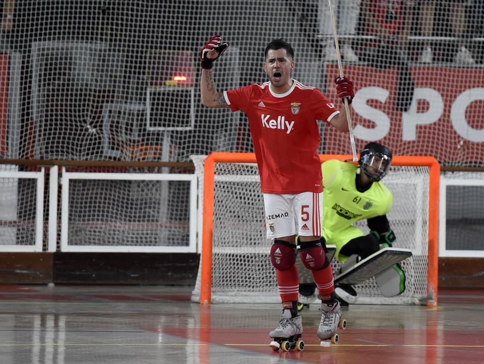 Benfica regressa às vitórias