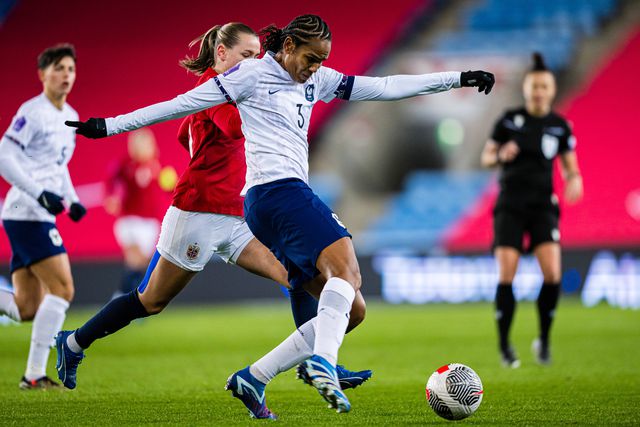 França bate Noruega e deixa Portugal mais longe do primeiro lugar