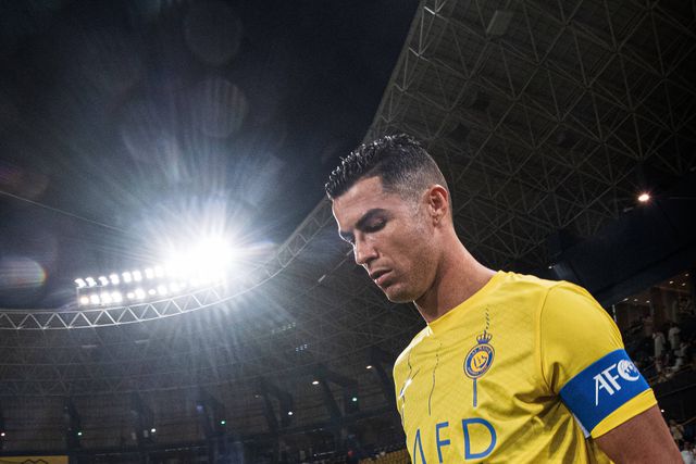 Treinou Messi no PSG e atira: «Ronaldo continua a ser o melhor do mundo»