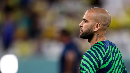 Dani Alves pede liberdade enquanto aguarda decisão: «Não vou fugir»