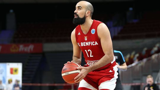 Romdhane após três derrotas do Benfica: «Estamos cansados física e mentalmente»