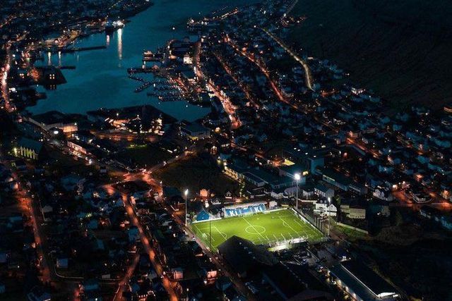 Há mais um estádio histórico no norte da Europa (fotos)