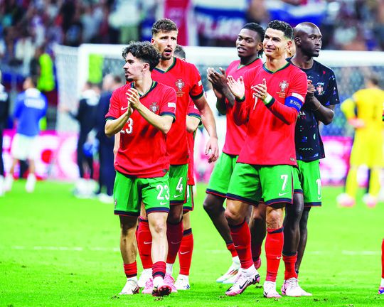 Rúben Dias  e Vitinha na luta pela Bola de Ouro