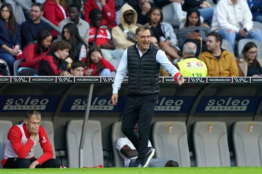 Carlos Carvalhal: «Equipa está a crescer e está melhor»