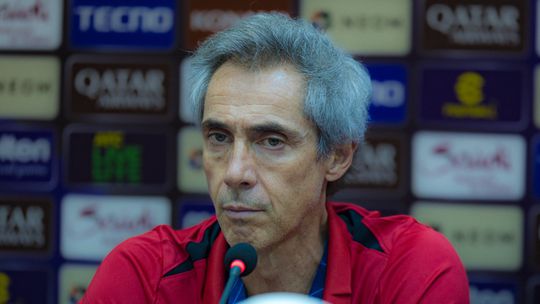 Shabab Al Ahli vence rival e Paulo Sousa é líder isolado nos EAU