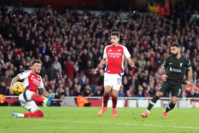 A bola parada e a profundidade fizeram a diferença... para os dois lados