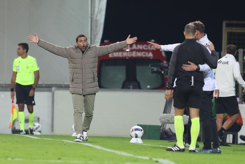 Reclamações de Vasco Botelho de Costa (Foto: Catarina Morais/Kapta+)