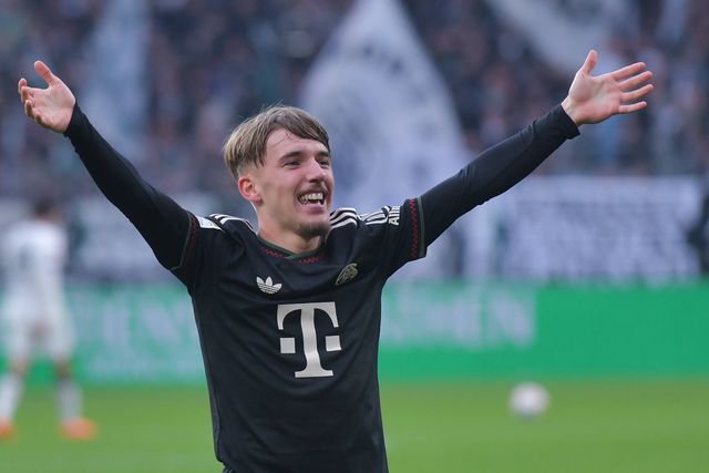 Robben aconselha a estrela emergente do Bayern: «Não pode descansar sobre os louros»