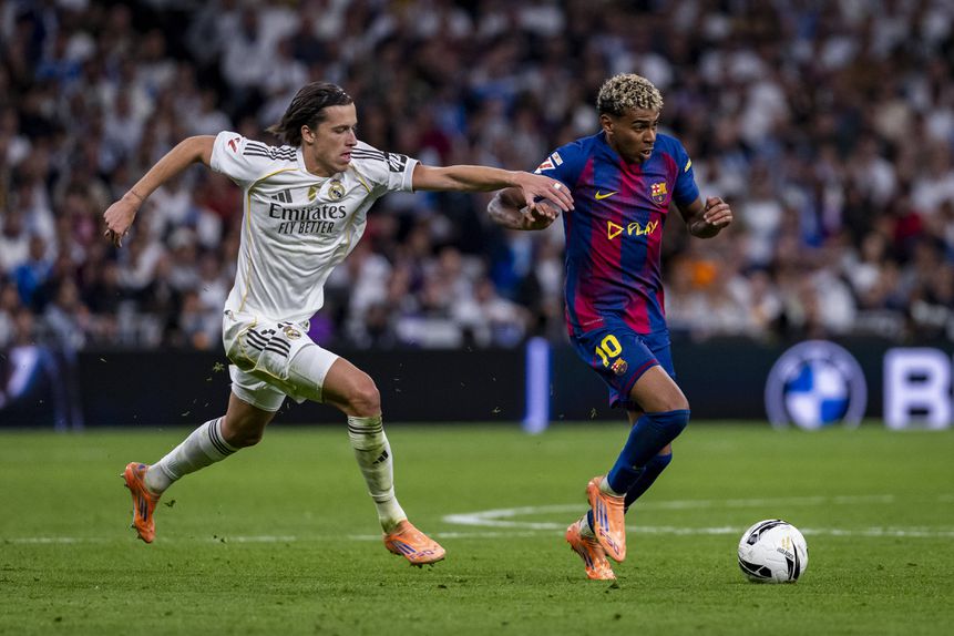 Carreras em mais um duelo de um para um com Yamal no El Clásico