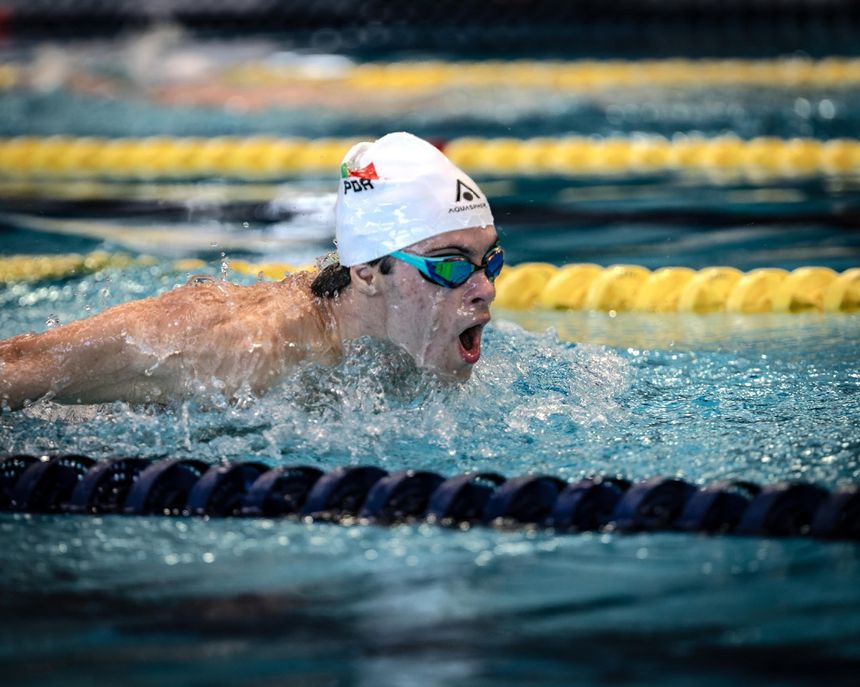 Vicente Pereira somou mais dois recordes do mundo de natação para atletas com Síndrome de Down (FP Natação)