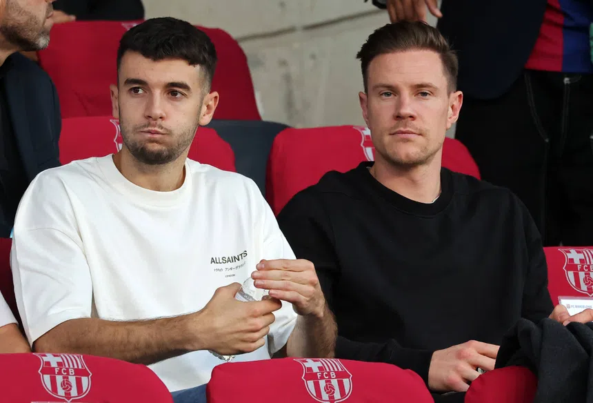 Ter Stegen foge! Chelsea à espreita