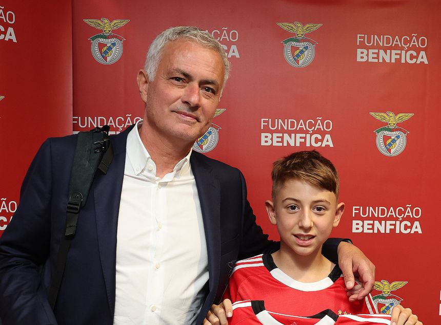 José José Mourinho e Martim, após o Benfica-Arouca — Foto SL Benfica