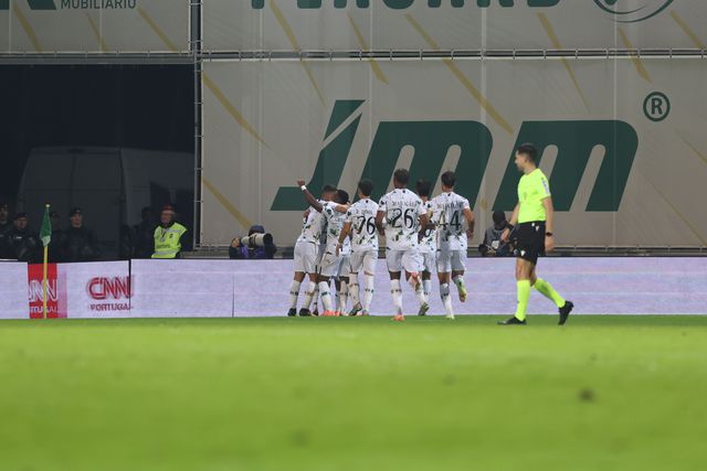 Cónegos abriram o ativo em casa frente aos dragões - Foto: Catarina Morais/Kapta+