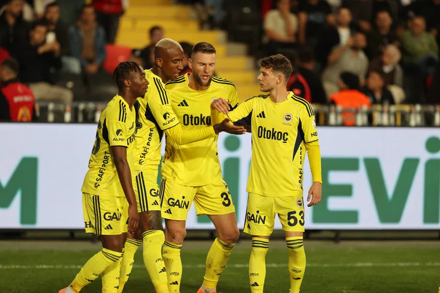 Fenerbahçe: Talisca acende a bomba turca!