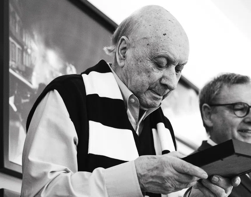 Vitória em luto! Adeus ao sócio número um