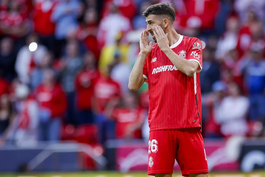 Paulinho marca, William empata: que PESADELO!