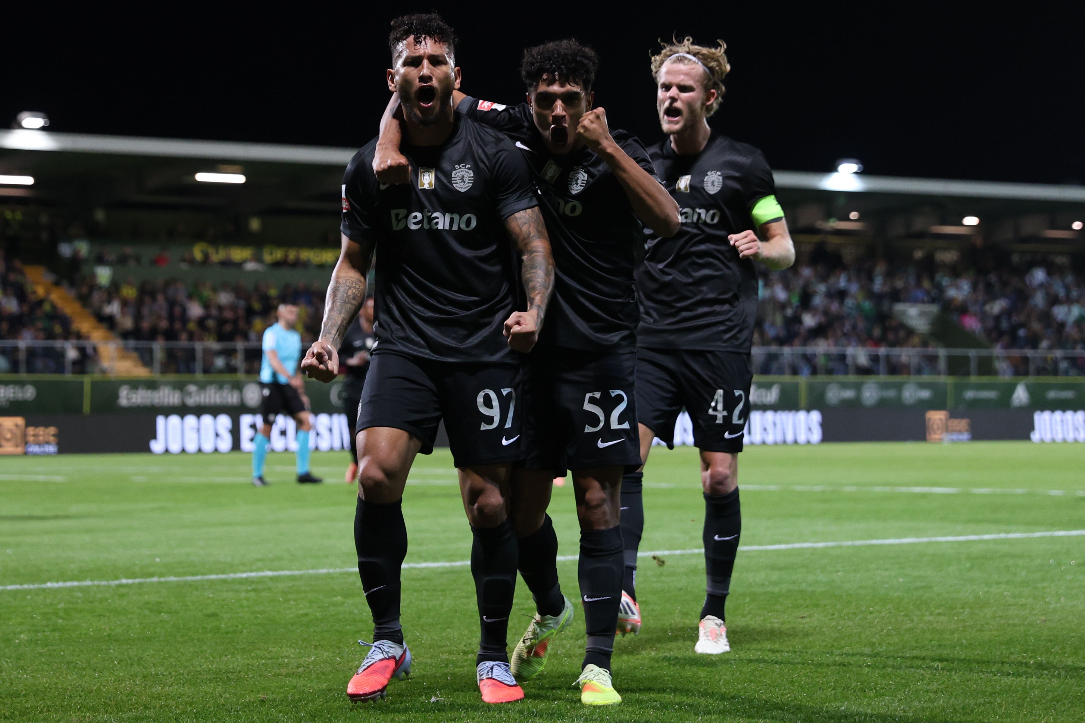 Leões celebraram vitória em Tondela no domingo e esta terça-feira jogam com o Alverca em Alvalade - Foto: CATARINA MORAIS/KAPTA+