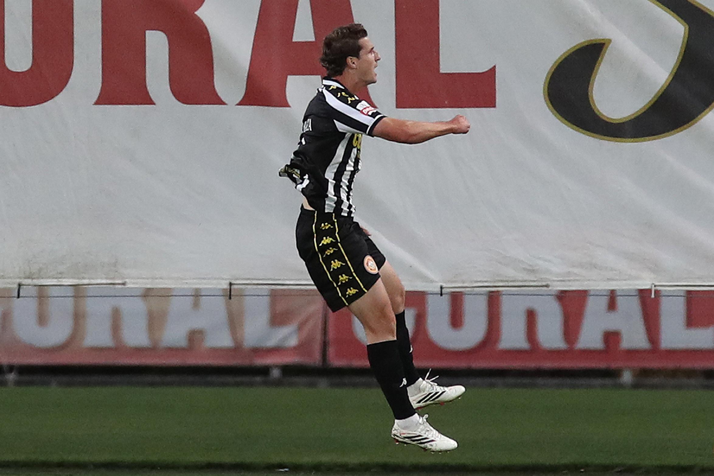 Miguel Baeza festeja o golo apontado ao SC Braga. -Foto: HOMEM DE GOUVEIA/LUSA