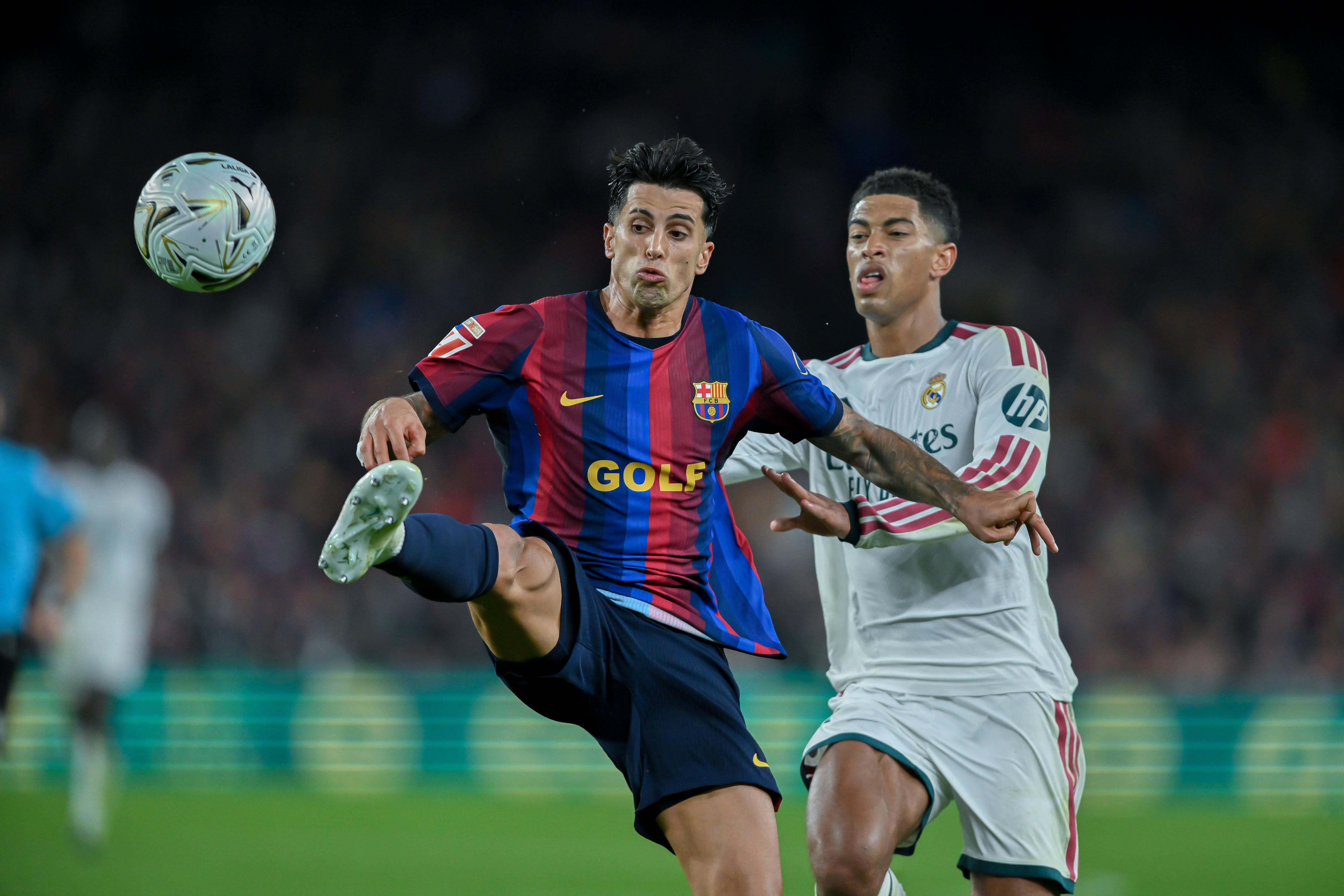 João Cancelo foi titular no Barcelona-Real Madrid