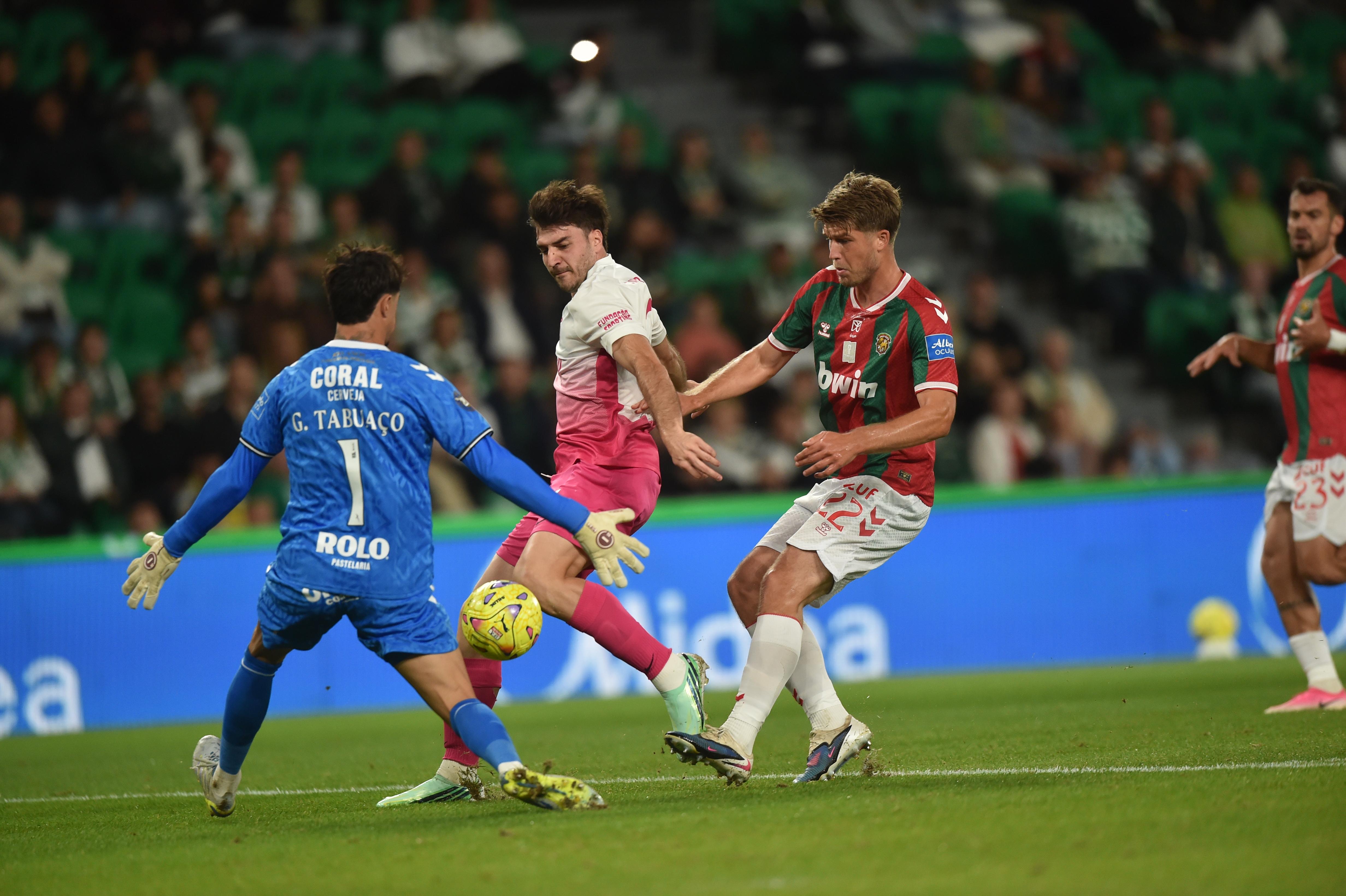 Ioannidis esteve perto do golo, mas acabou em branco. Foto: Miguel Nunes (Sporting-Marítimo)