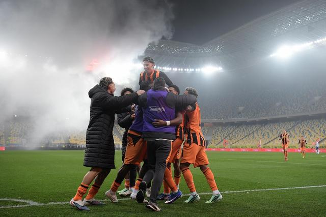 Festejos dos jogadores do Shakhtar frente ao Dínamo Kiev - Foto: Shakhtar