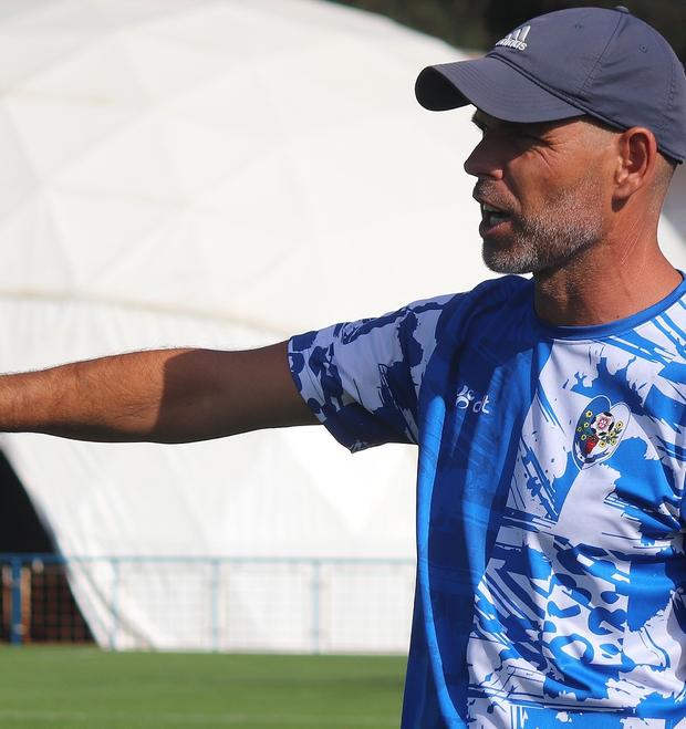 André Anastácio, treinador da Camacha, durante treino - Foto: Camacha/Instagram