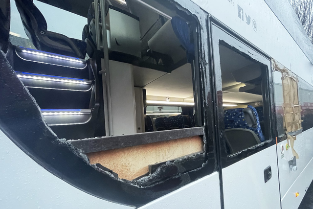 Autocarro com adeptos do Brest apedrejado em Montpellier