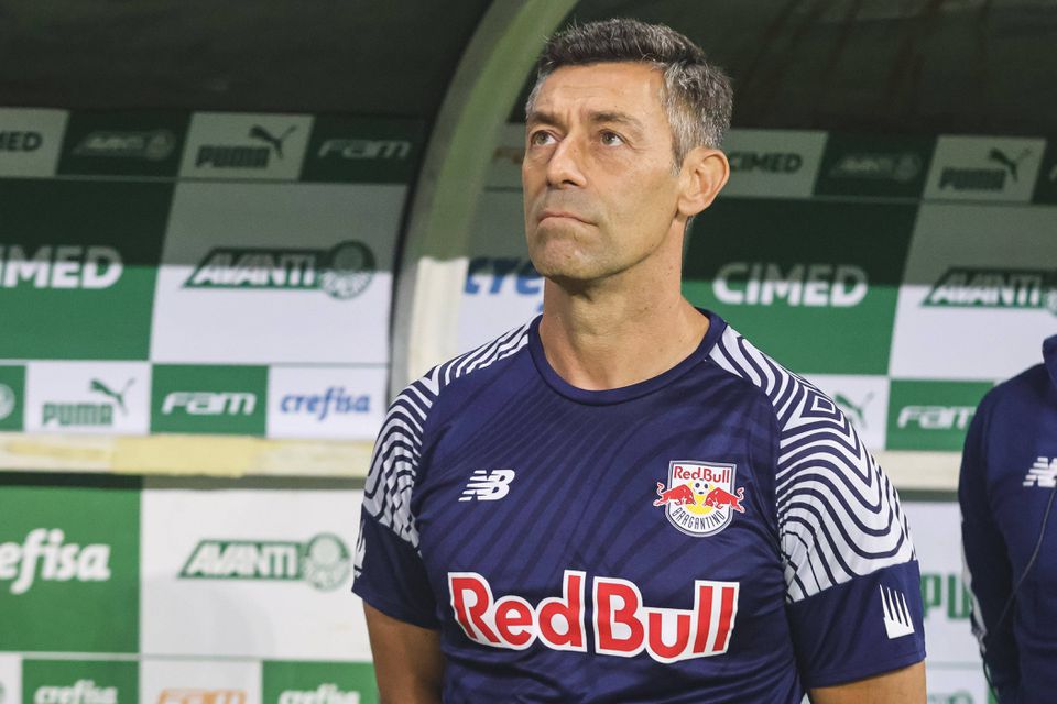 Caixinha entra a vencer com o Bragantino na Sul-Americana