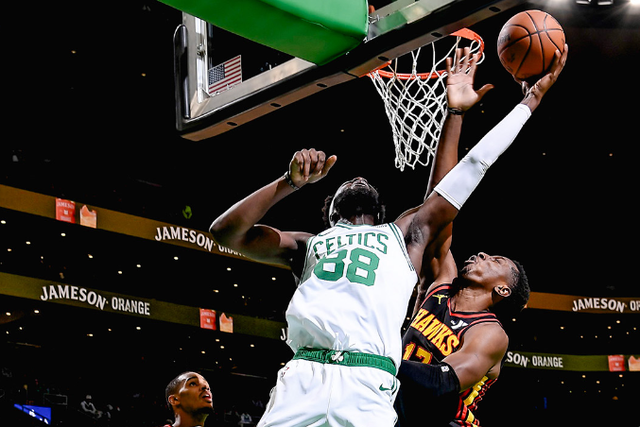 Neemias Queta já marca pelos Celtics na NBA (vídeo)
