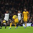 Fulham vence Wolverhampton em jogo de loucos