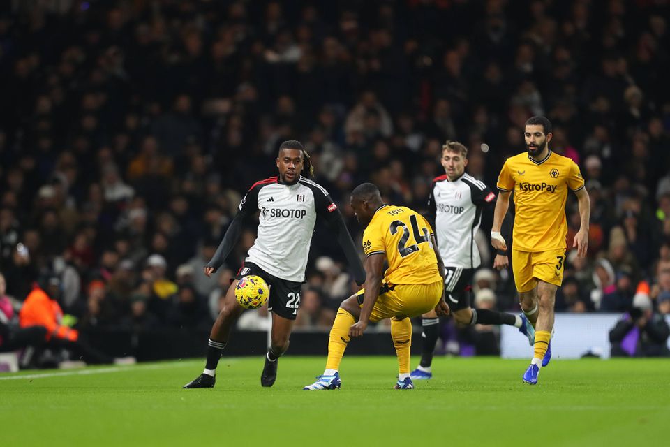 Fulham vence Wolverhampton em jogo de loucos