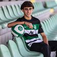 Sporting: Dinis Santos assina contrato de formação