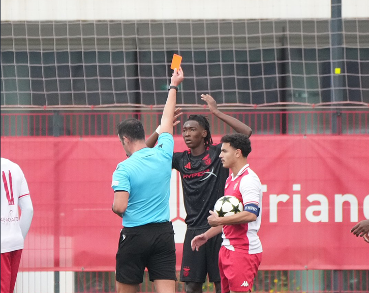 Youth League: expulsão prematura resulta na 1.ª derrota do Benfica