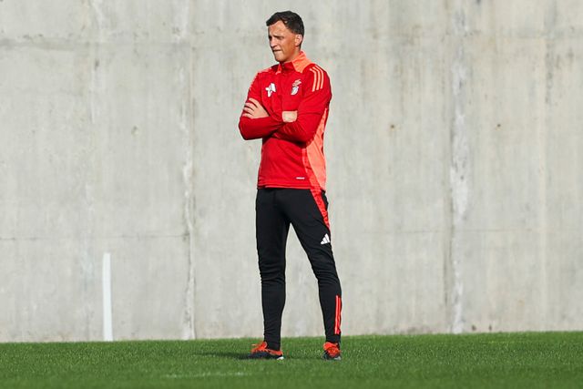 Vítor Vinha é o treinador dos encarnados (SL Benfica)