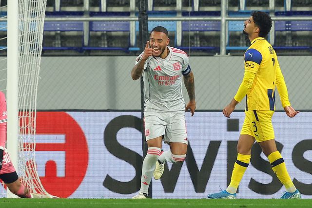 Tolisso apontou um hat trick na goleada do Lyon ao Maccabi Tel Aviv - Foto: EPA
