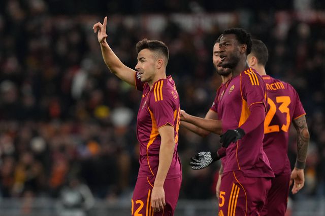 Roma segura os três pontos em casa após um final emocionante