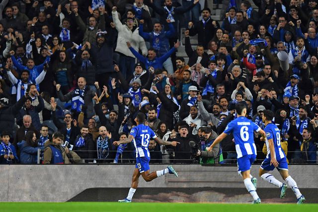 FC Porto anuncia bilhetes esgotados para duelo com o Arsenal