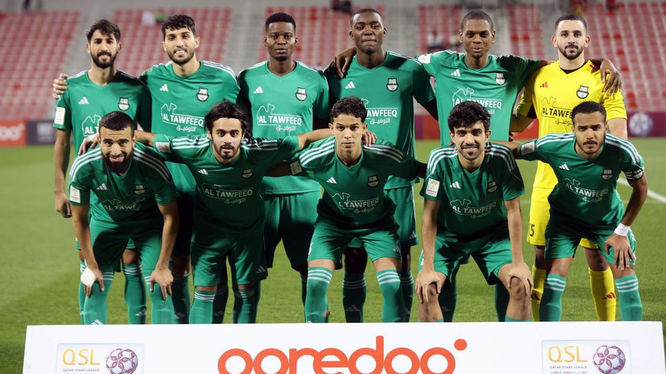 Ex-Benfica marca de calcanhar na goleada de Pepa na Taça do Catar