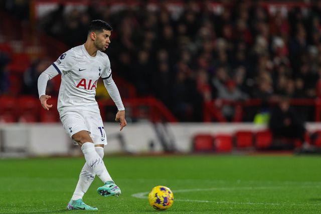 Tottenham confirma lesão de Cristián Romero