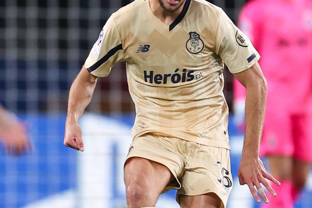 Pai de Nico González diz que filho vive «situação complicada» no FC Porto