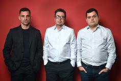 Carlos André, João Pimpim e André Geraldes fazem o 'Política Desportiva' (foto: Miguel Nunes)