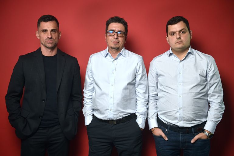 Carlos André, João Pimpim e André Geraldes fazem o 'Política Desportiva' (foto: Miguel Nunes)