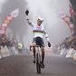 Van der Poel vence Van Aert no primeiro duelo de estrelas da época no ciclocrosse