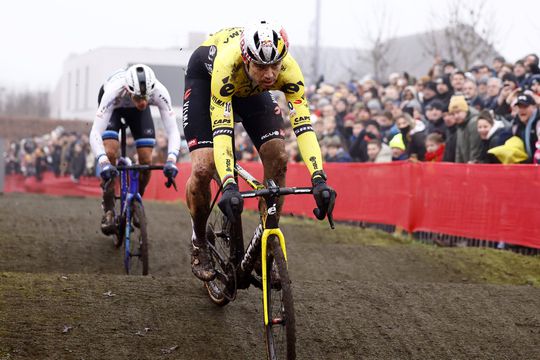 Wout van Aert: «É uma pena ter caído…»